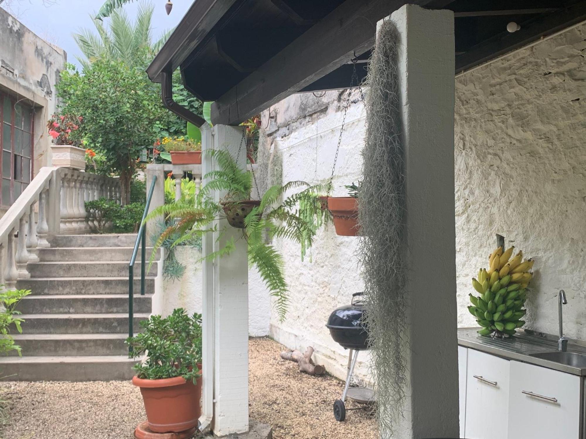 Vitorina Corte Guesthouse フンシャル エクステリア 写真