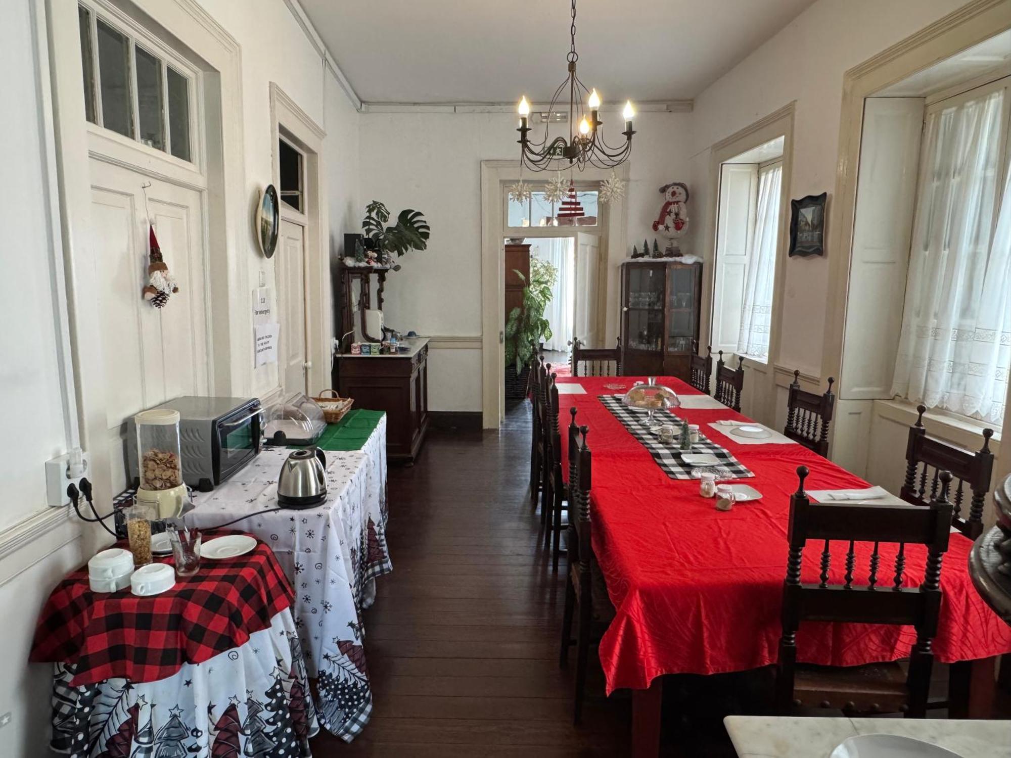 Vitorina Corte Guesthouse フンシャル エクステリア 写真